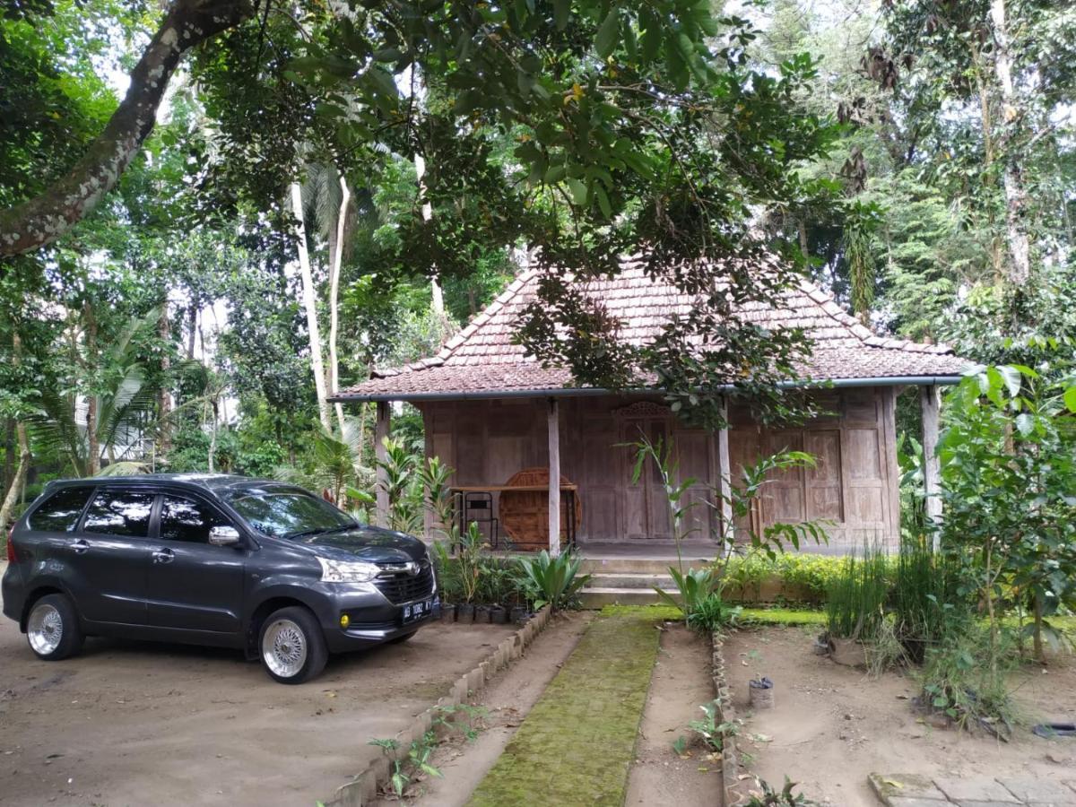 Omah Kayu Jagalan Hotel Magelang Exterior photo